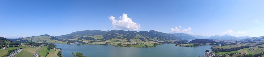 Motel De La Gruyere Restoroute Avry-devant-Pont ภายนอก รูปภาพ